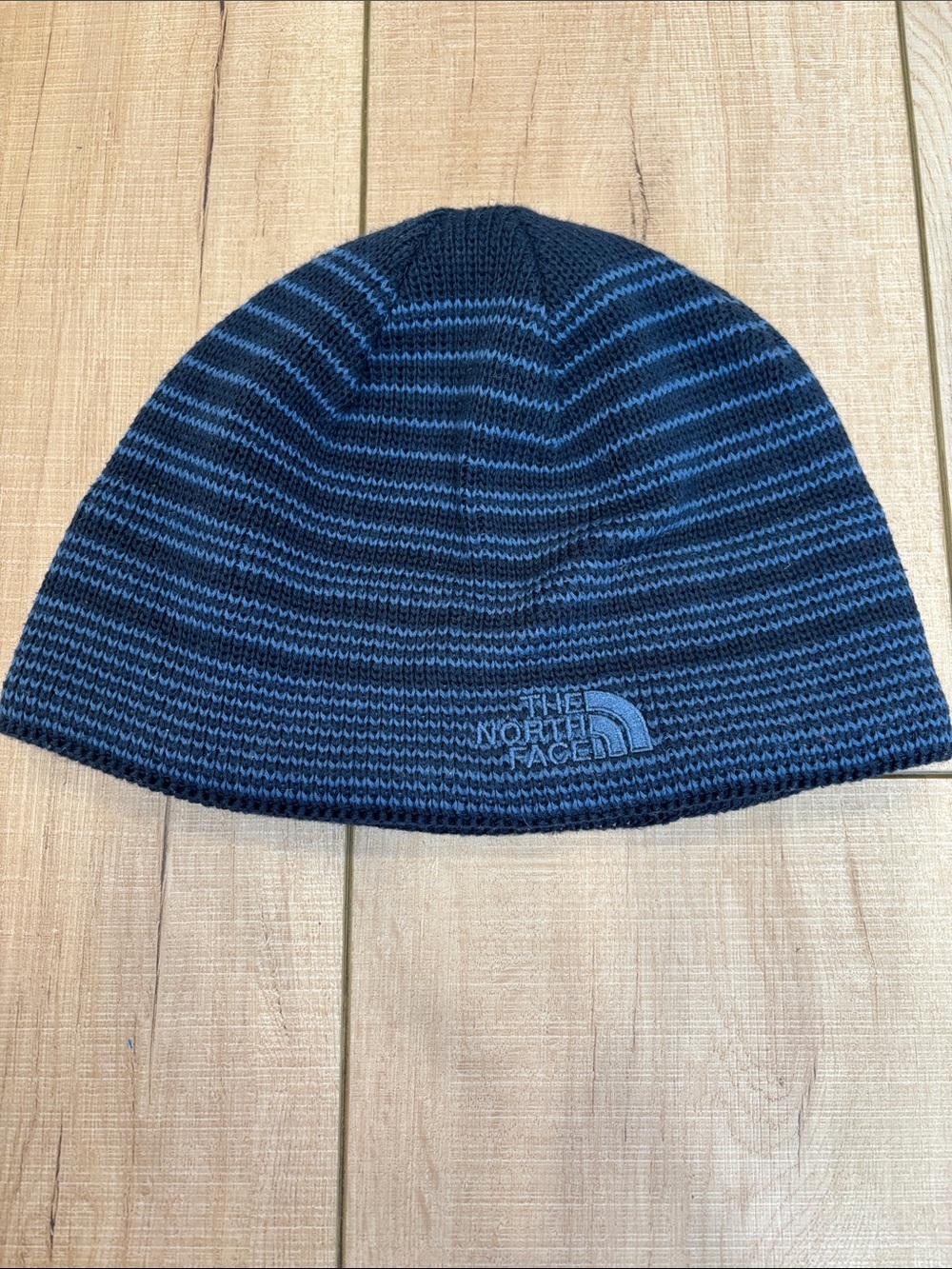 The North Face UNISEX Navy & Blue Striped Knit Beanie